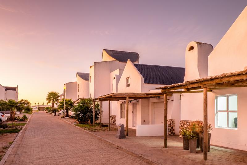 To Let 3 Bedroom Property for Rent in Lampiesbaai Western Cape